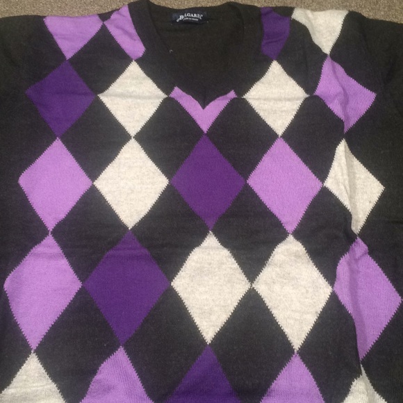 Sweater - Picture 2 of 4